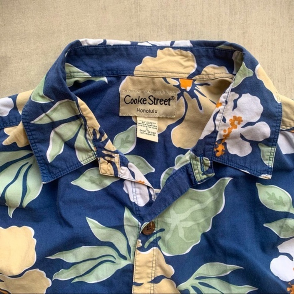 Cooke Street Vintage Hawaiian Shirt - Large